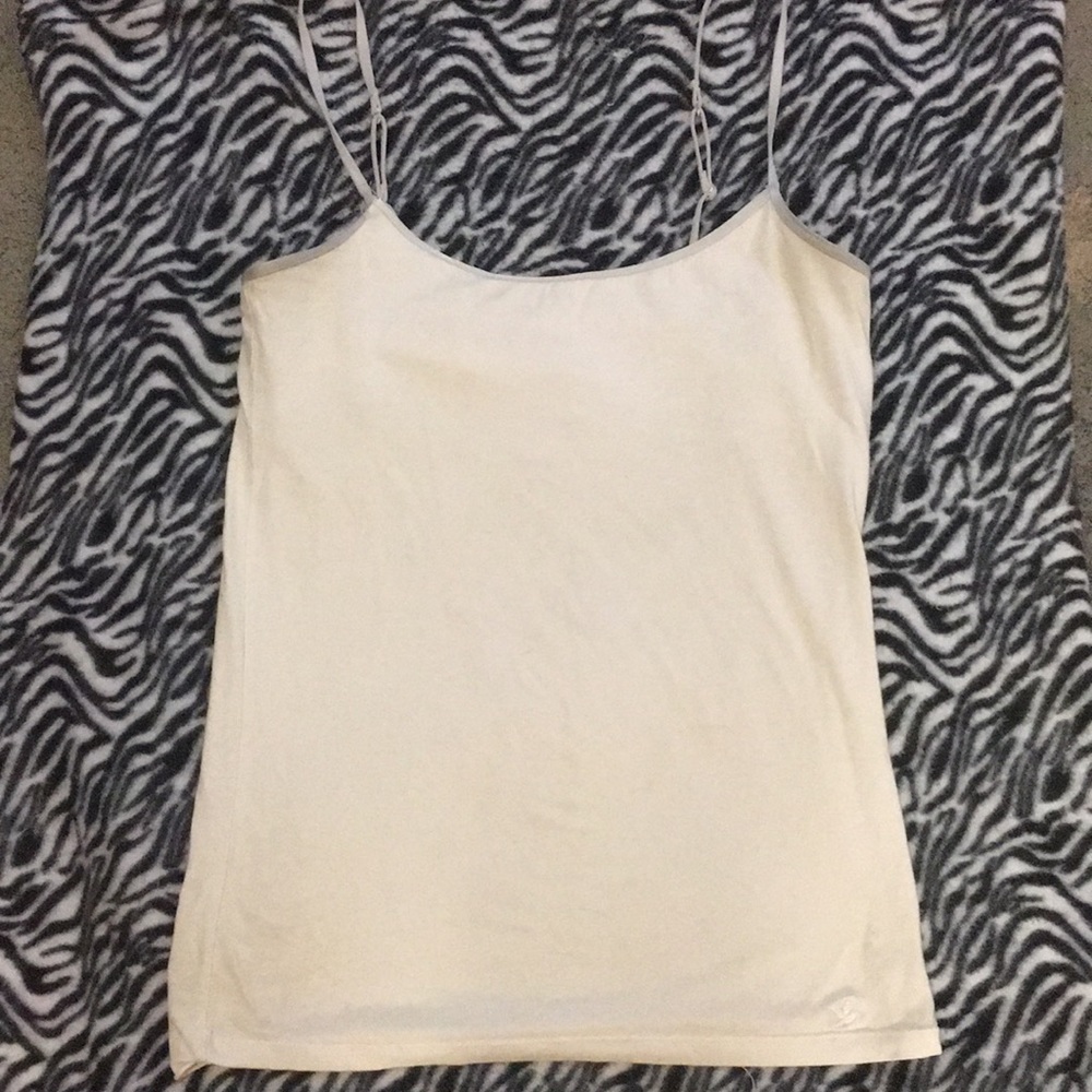 White Aerie American Eagle tank top. Built in bra and adjustable straps. Size M.